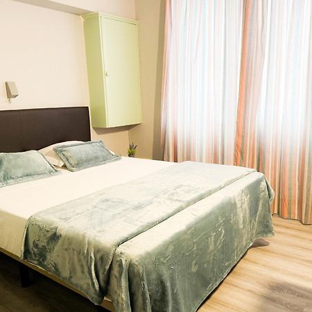 Hostel Monaco فونشال المظهر الخارجي الصورة