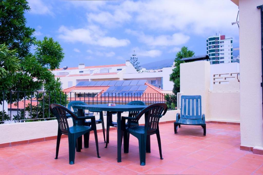 Hostel Monaco فونشال المظهر الخارجي الصورة