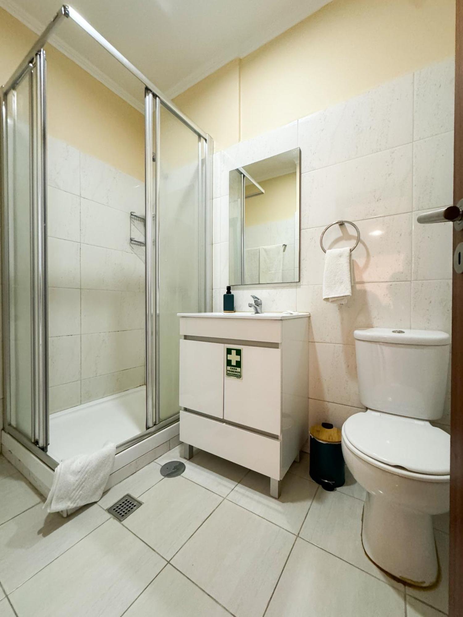 Hostel Monaco فونشال المظهر الخارجي الصورة